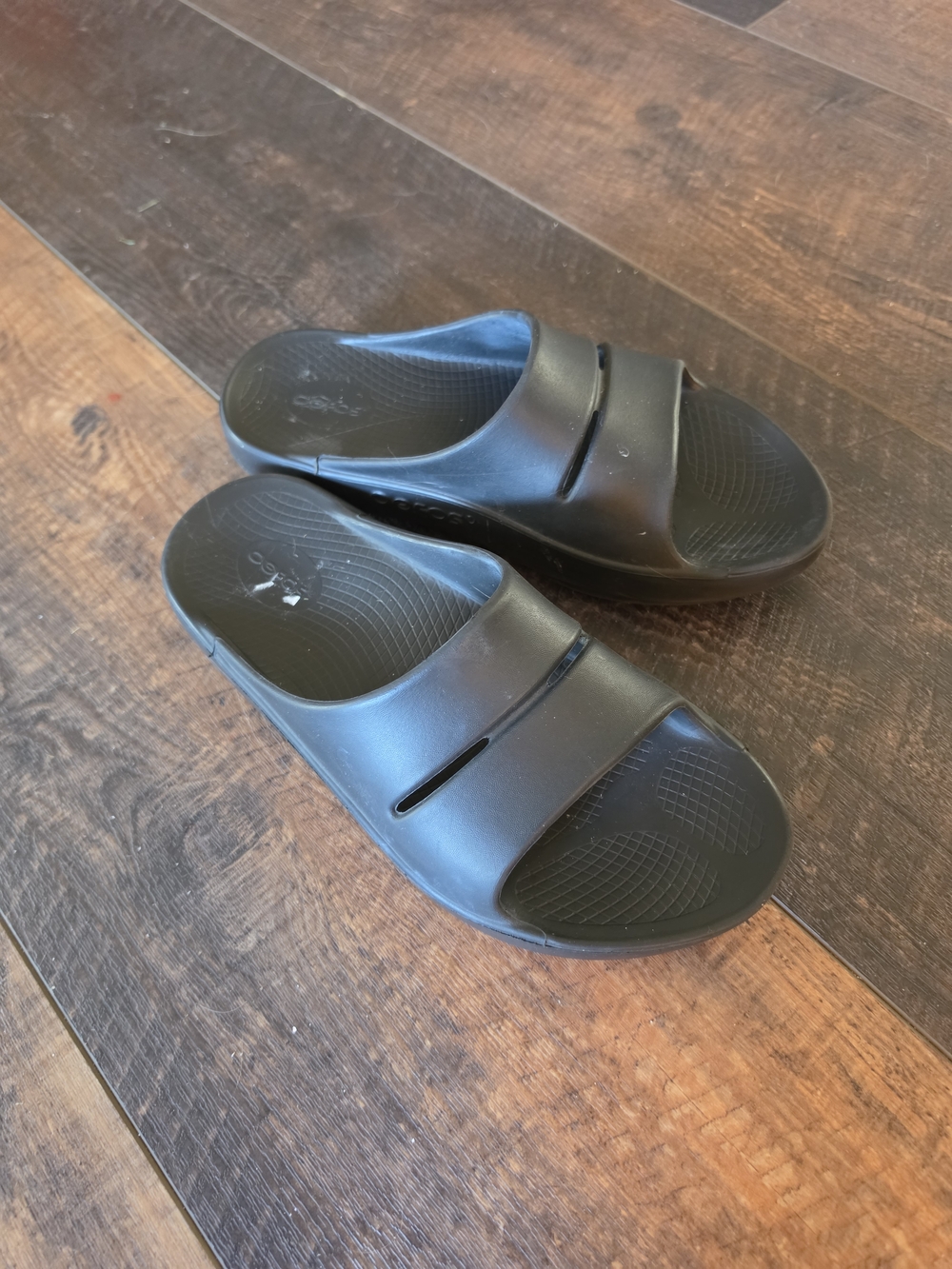 OOFOS OOahh Slide Sandals Black Recovery Slides Size M10 W12